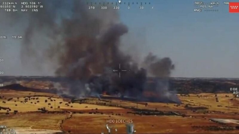 Grave incendio en Loeches, pueblo vecino de Arganda del Rey ha llegado a afectar edificios y pastizales