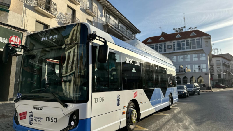 ‘Problemas de la ciudadanía’, los argandeños denuncian la saturación del transporte público tras los cambios en el recorrido de autobuses