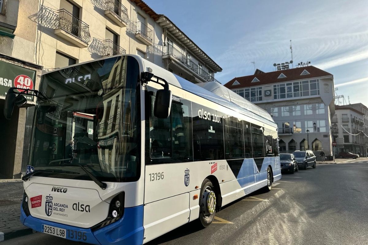 ‘Problemas de la ciudadanía’, los argandeños denuncian la saturación del transporte público tras los cambios en el recorrido de autobuses