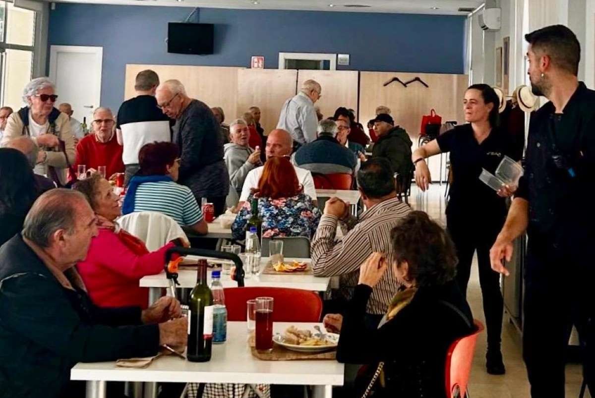 Hoy martes se hace la primera comida benéfica contra el cáncer en el Centro de Mayores de Arganda