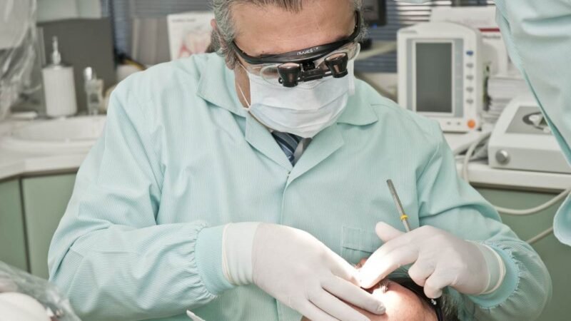 Cuida tu sonrisa con los mejores especialistas: descubre la Clínica Dental González Baquero en Madrid