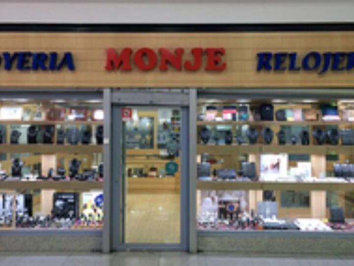 ‘Problemas de la ciudadanía’, argandeños denuncian irregularidades a la joyería Monje por no devolver joyas ni relojes dejados para reparar