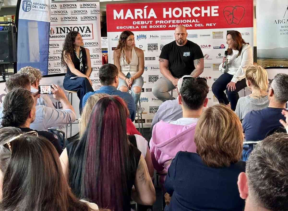 María Horche debuta como boxeadora profesional en una histórica velada en Arganda
