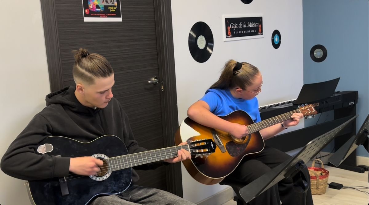 Clases de guitarra en Arganda del Rey: Caja de la Música, la academia donde empieza tu aventura musical