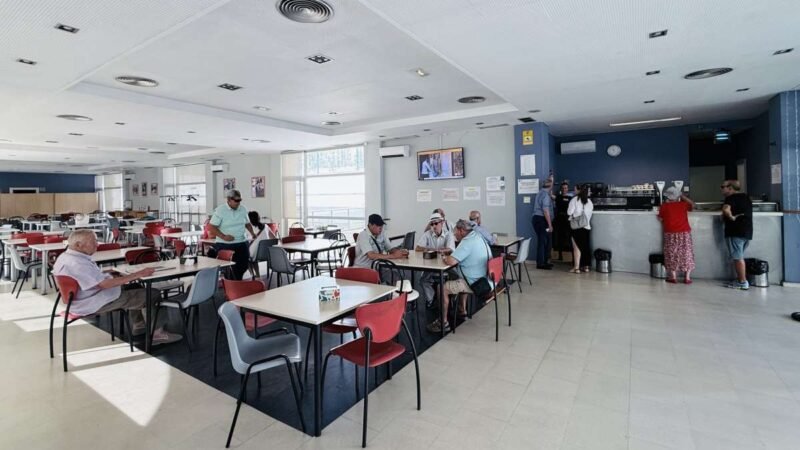 El Ayuntamiento saca a licitación el servicio de cafetería y comedor del Centro de Mayores