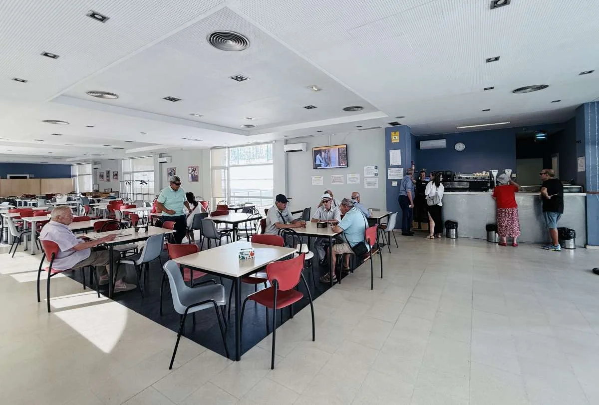 El Ayuntamiento saca a licitación el servicio de cafetería y comedor del Centro de Mayores