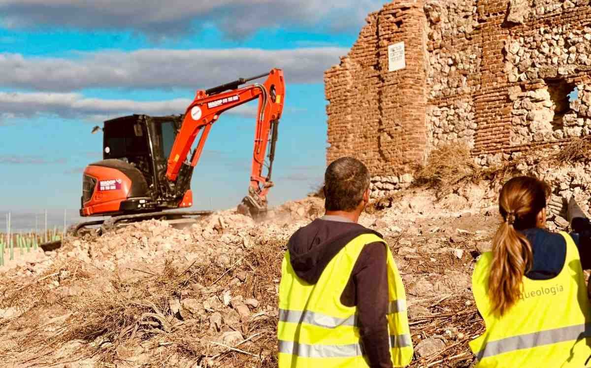 Comienzan los trabajos para recuperar la Ermita de Vilches en Arganda del Rey