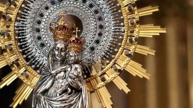 Arganda del Rey recupera la procesión en honor a la Virgen del Pilar tras 65 años
