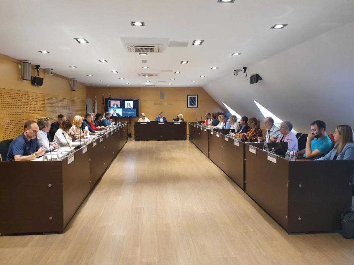 Alberto Escribano explora las vías legales para eliminar en Arganda la retribución a los concejales que no acudan a los Plenos