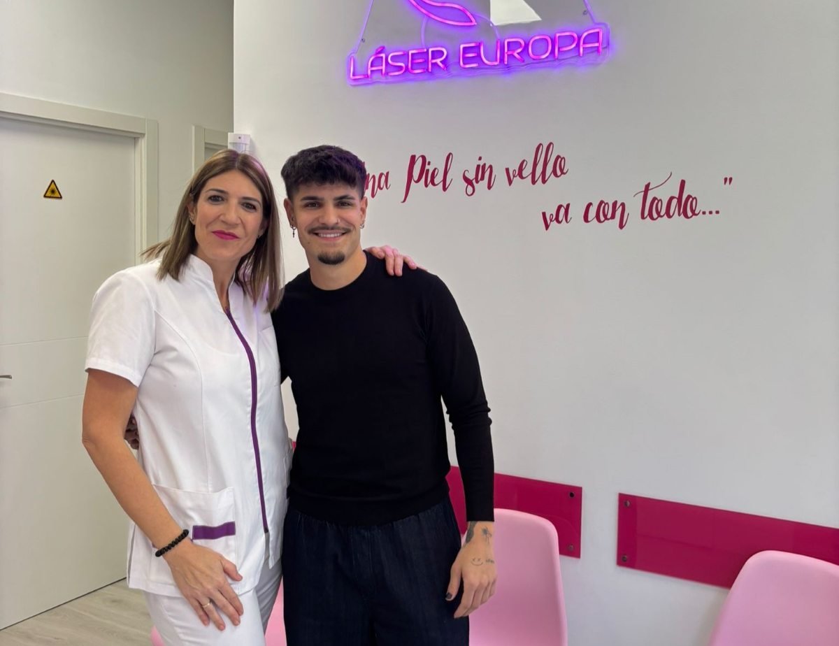 Álvaro, de “La Isla de las Tentaciones”, visita Láser Europa en plena campaña de Black Friday