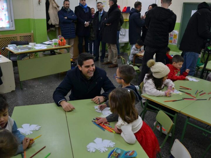 Más de 700 escolares participan en el programa “Navidad en el cole” en Arganda del Rey