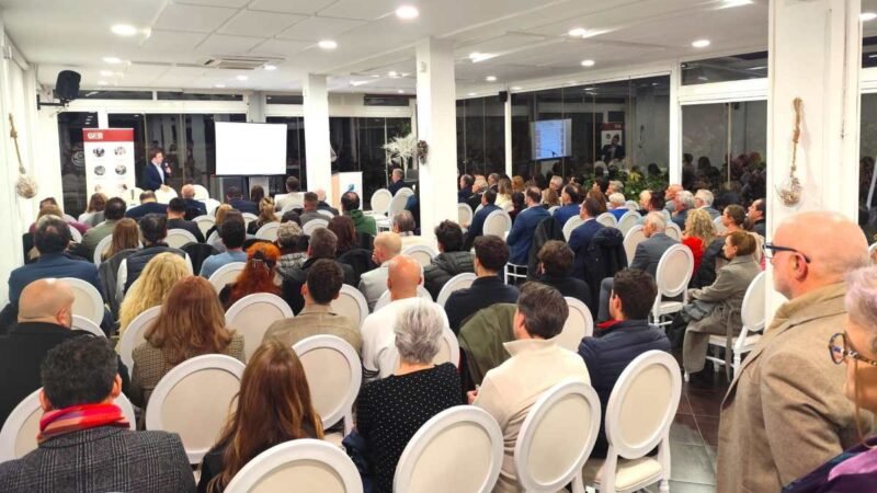 El Encuentro Empresarial Navideño de ASEARCO reúne a 200 personas y pone en valor el talento emprendedor del Sureste