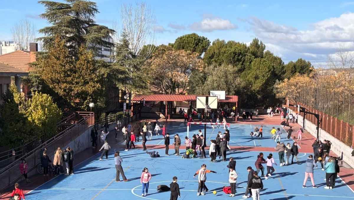 El Ayuntamiento abona 361.700 euros en el primer pago de las becas educativas 2025/2026