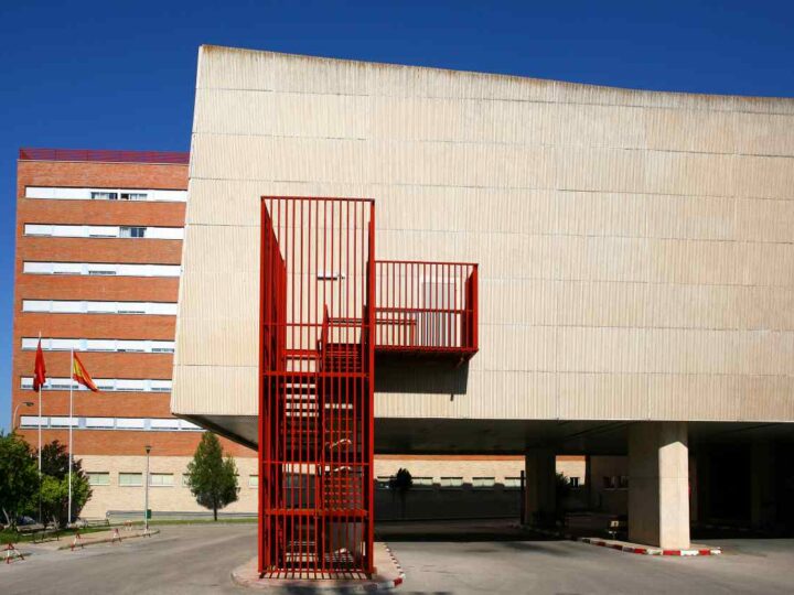 El Comité de Empresa de la Residencia de Mayores denuncia impagos y falta de personal en el centro de Arganda