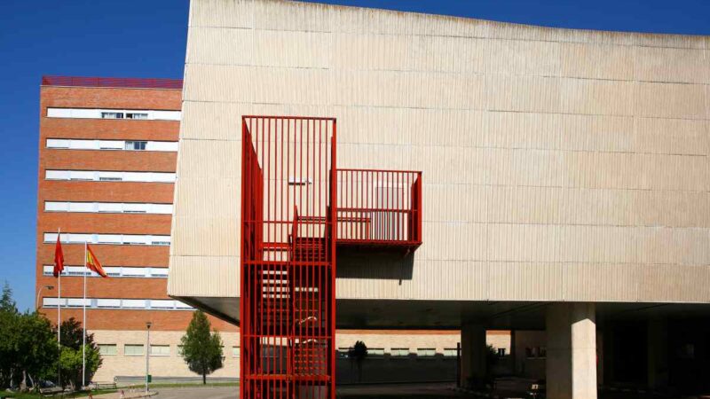 El Comité de Empresa de la Residencia de Mayores denuncia impagos y falta de personal en el centro de Arganda