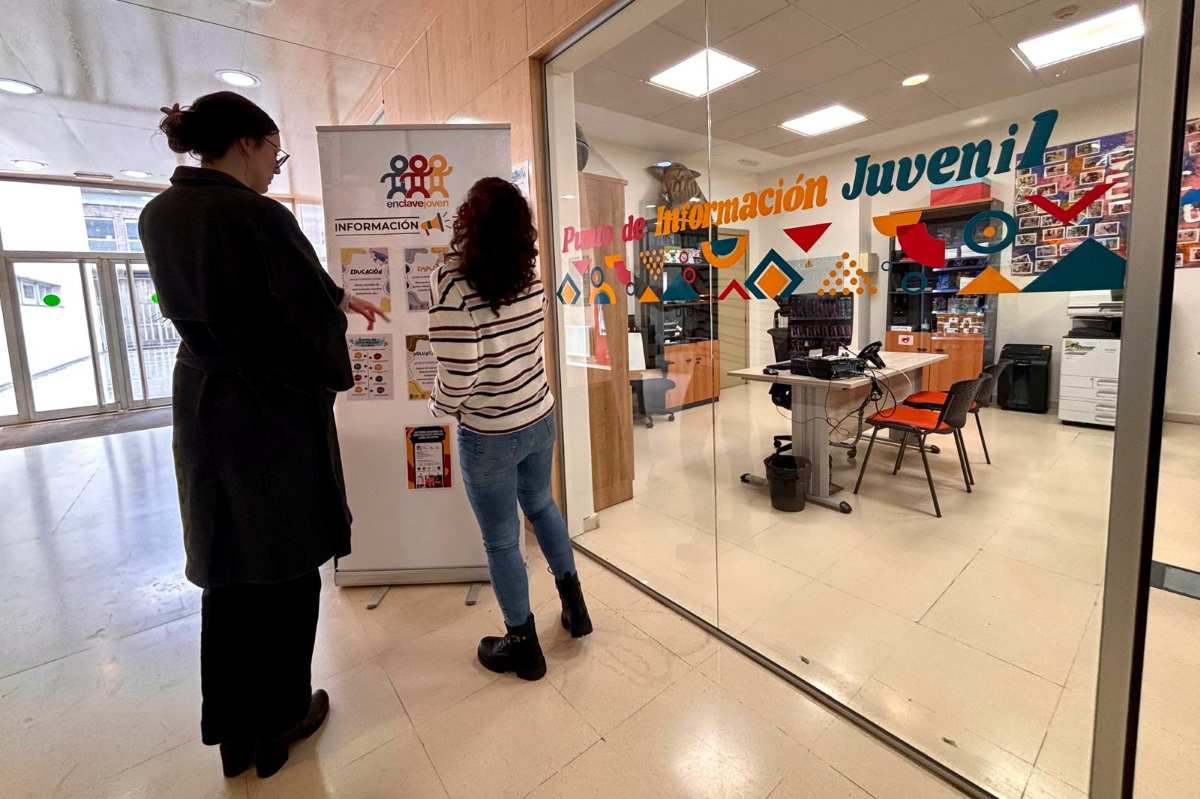 Más de 1.000 jóvenes utilizan el Punto de Información Juvenil de Arganda en el último año