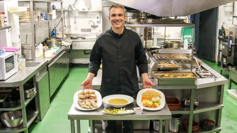Quién está detrás de… La Parrilla de Arganda: Roberto, más de 35 años de experiencia al servicio de la gastronomía local