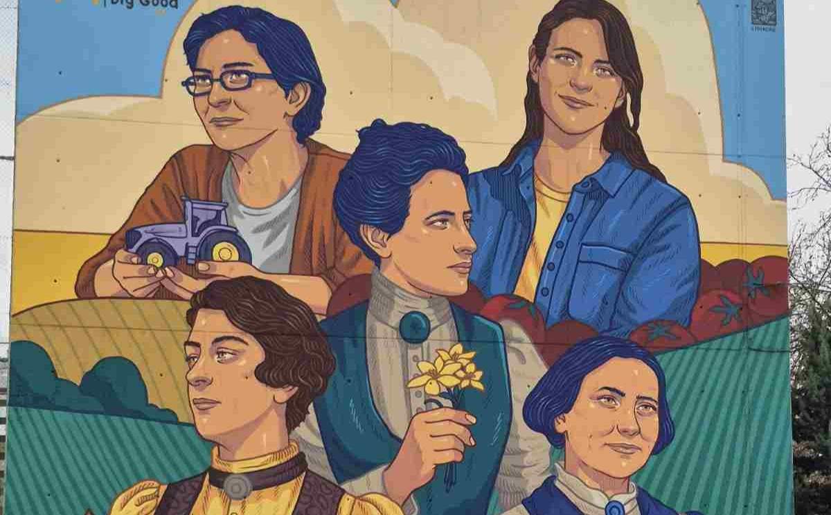 Arganda estrena un mural de más de 100 metros cuadrados en homenaje a la mujer en el campo español