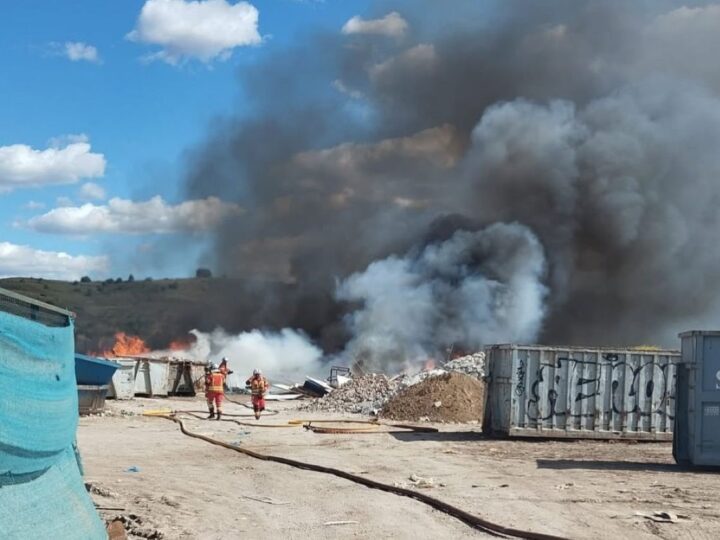 Extinguido un incendio en Arganda tras la intervención de bomberos, Policía y Protección Civil