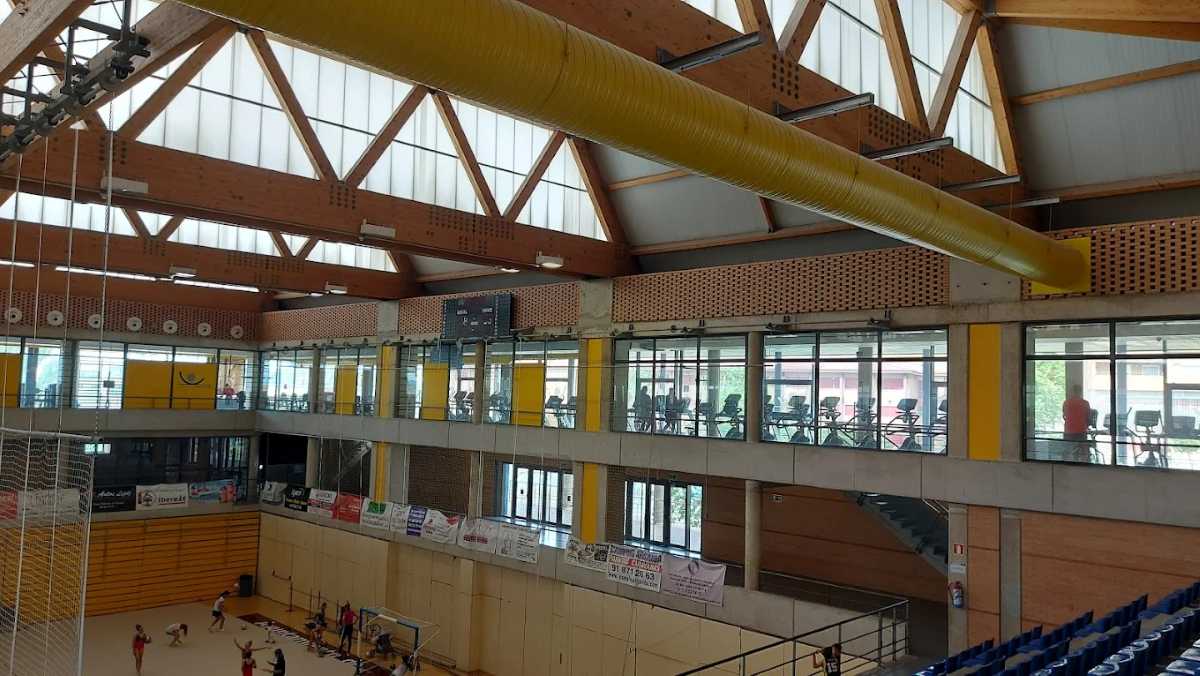 Usuarios denuncian la falta de aire acondicionado en las salas de pilates de la Ciudad Deportiva Príncipe Felipe