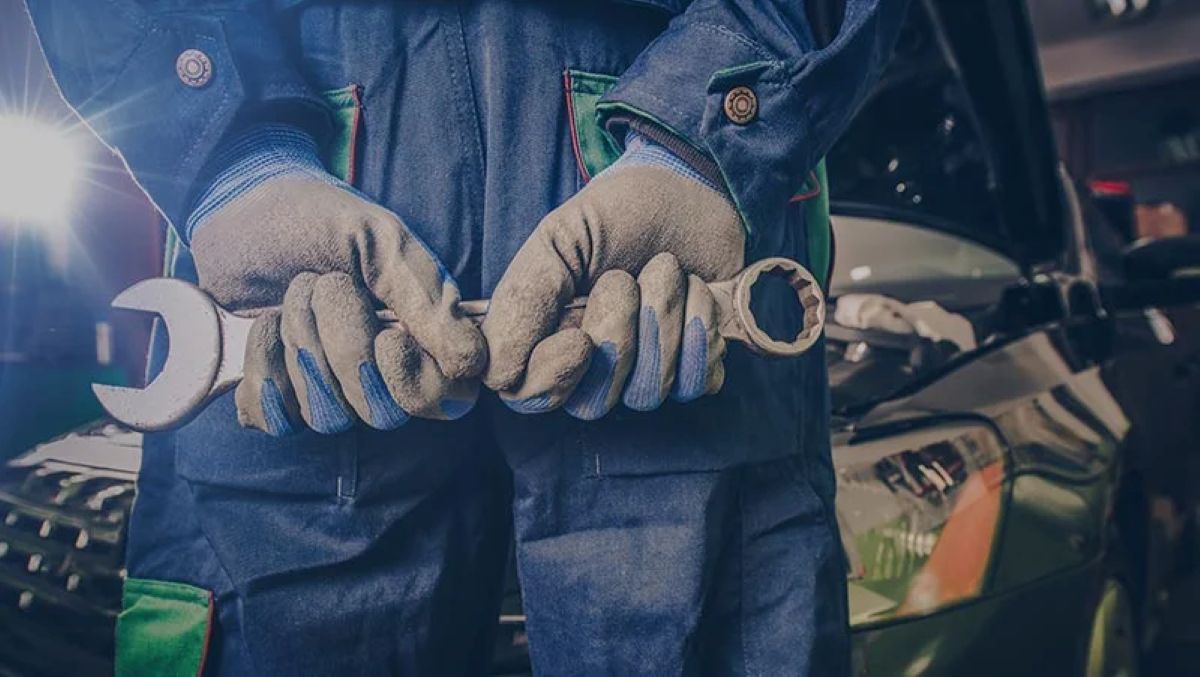 Los cinco errores más comunes que cometen los conductores con su coche, según ACM Automoción