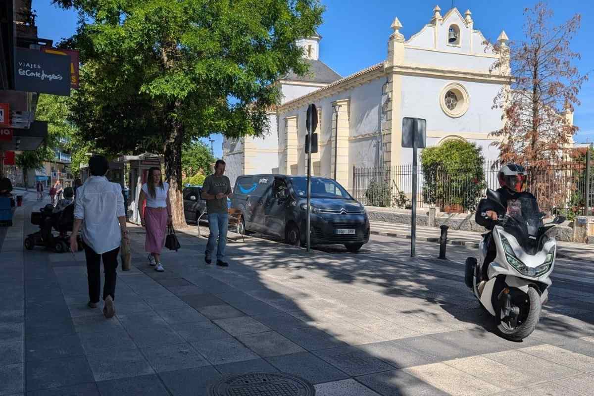 Arganda estrena una Oficina Móvil de Atención al Ciudadano para trámites con la Comunidad de Madrid
