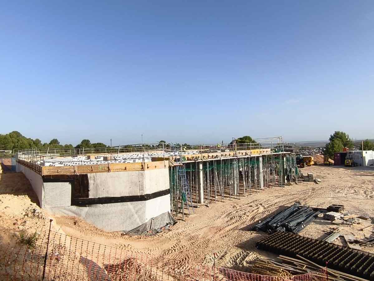 Las obras del nuevo Tanatorio de Arganda alcanzan un nuevo hito con el inicio de la primera planta