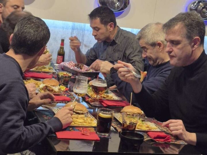 Vuelve la Street Burger Route a Arganda con 12 restaurantes, nuevas hamburguesas y premios para los participantes