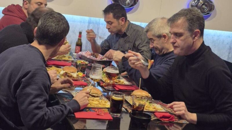 Vuelve la Street Burger Route a Arganda con 12 restaurantes, nuevas hamburguesas y premios para los participantes