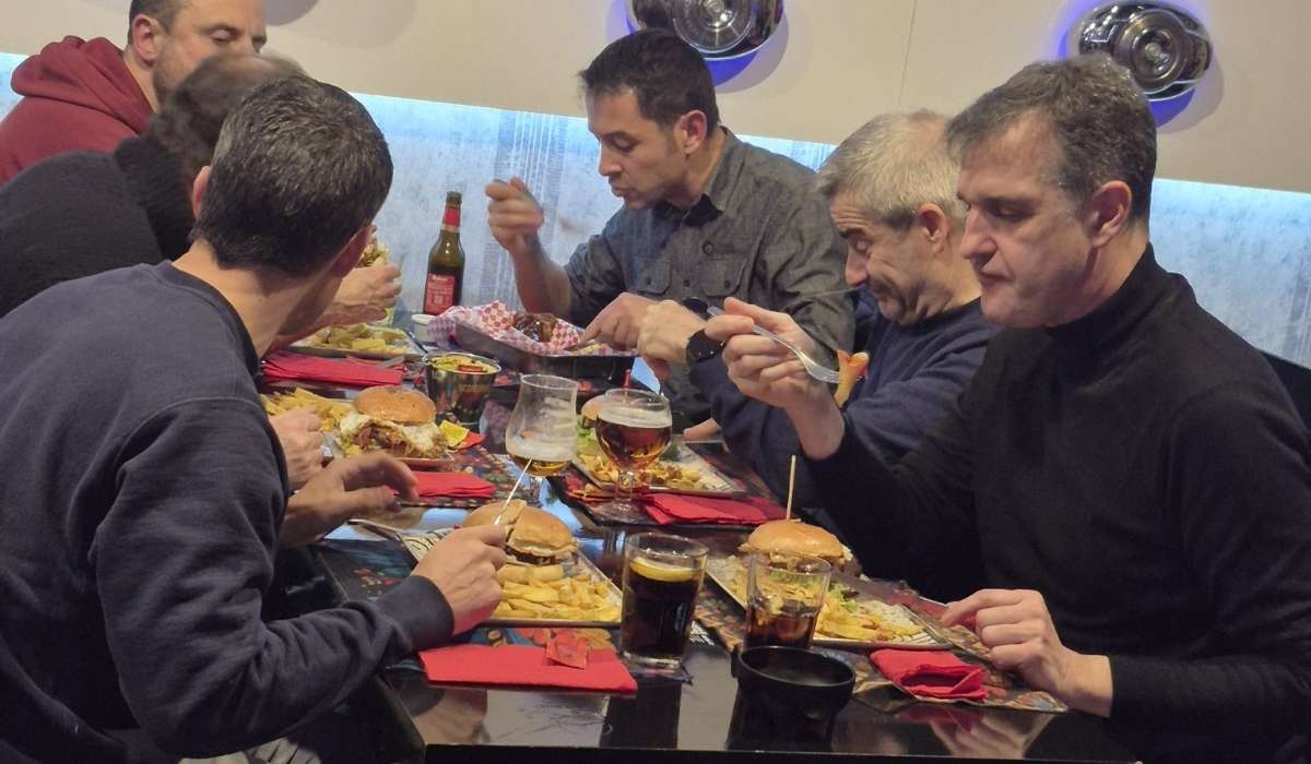Vuelve la Street Burger Route a Arganda con 12 restaurantes, nuevas hamburguesas y premios para los participantes