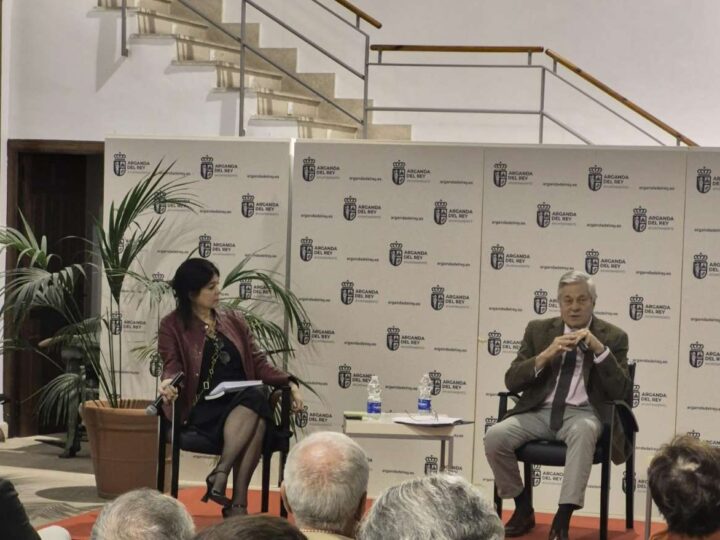 Leopoldo López Gil presenta en Arganda su autobiografía sobre siete décadas de historia de Venezuela