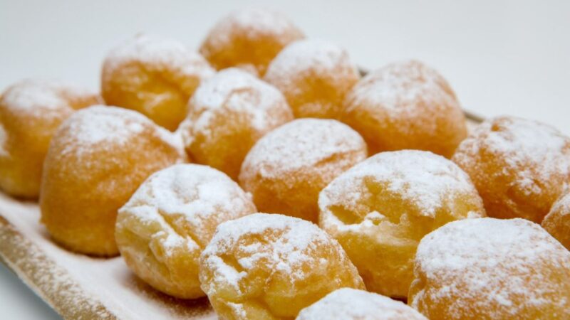 Lo+artesano prepara la llegada de Todos los Santos con buñuelos, huesos de santo y dulces de Halloween en Arganda